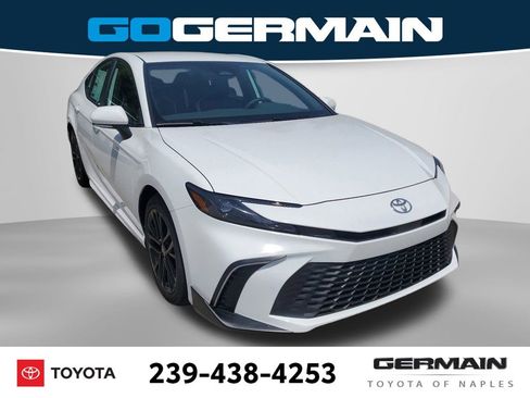 New 2025 Toyota Camry SE w/ Convenience Package FWD image 4