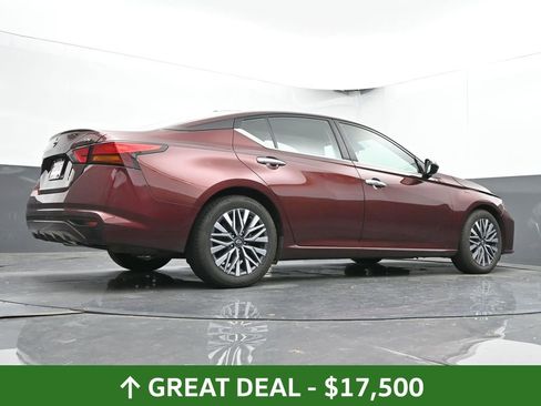 Used 2023 Nissan Altima 2.5 SV image 51