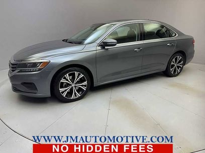 Used 2021 Volkswagen Passat 2.0T SE