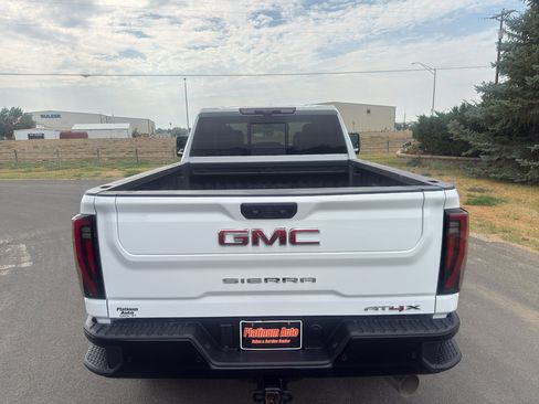 Used 2026 GMC Sierra 2500 AT4X AWD/4WD image 11
