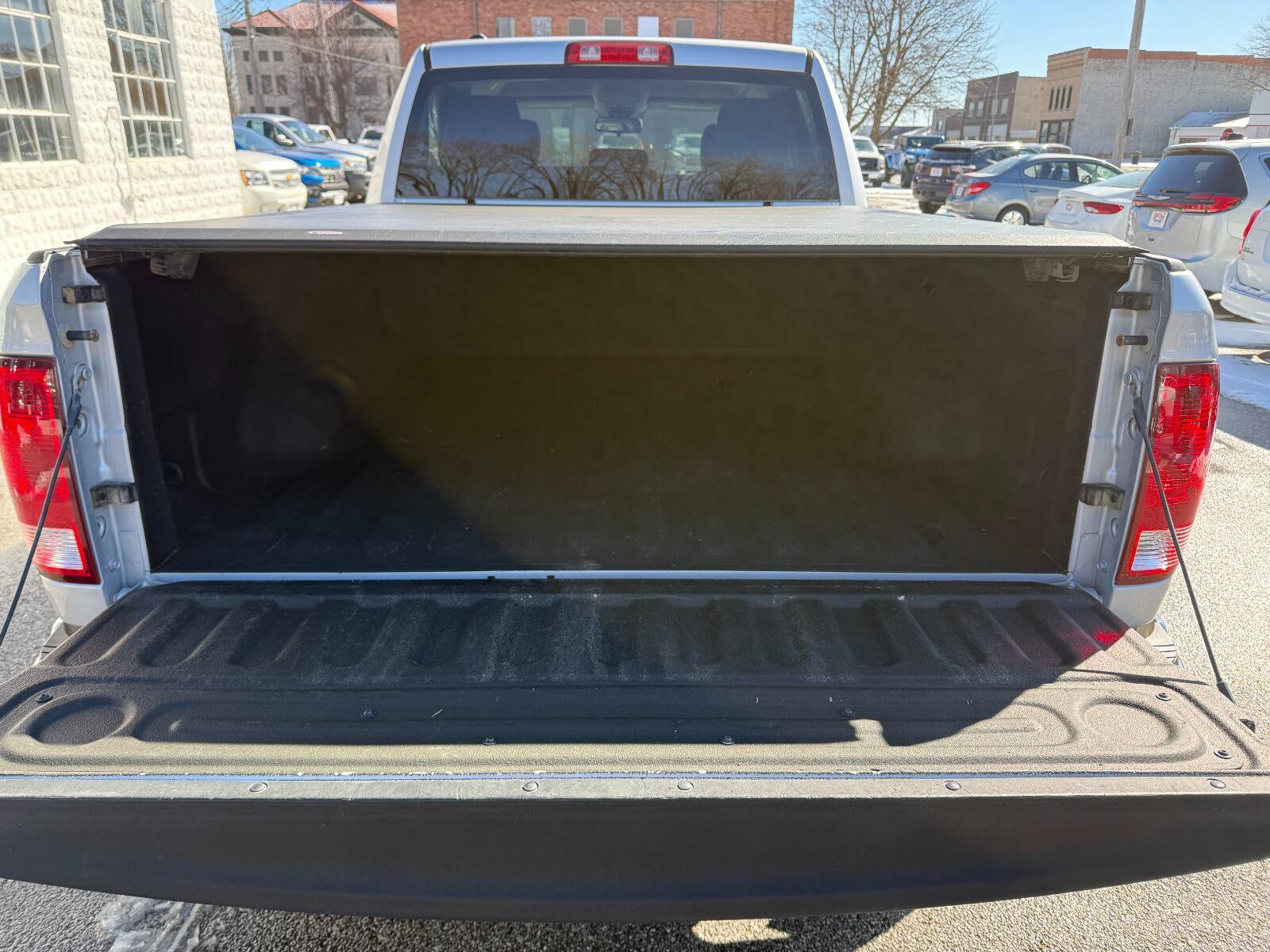 Used 2015 RAM 1500 Tradesman w/ Popular Equipment Group RWD image 7