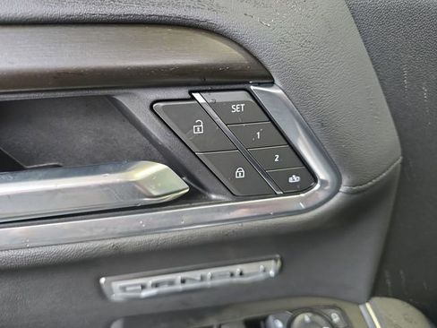 Certified 2025 GMC Sierra 1500 Denali image 30