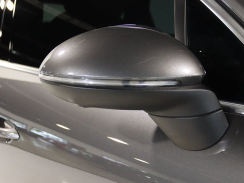 Used 2024 Porsche Cayenne image 10