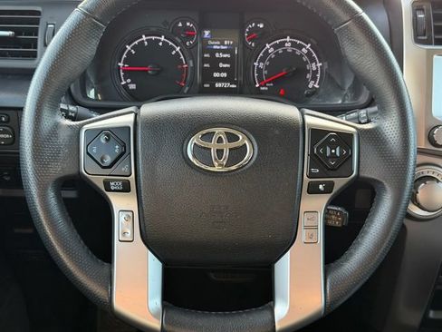 Certified 2021 Toyota 4Runner SR5 Premium w/ Moonroof Package AWD/4WD image 27