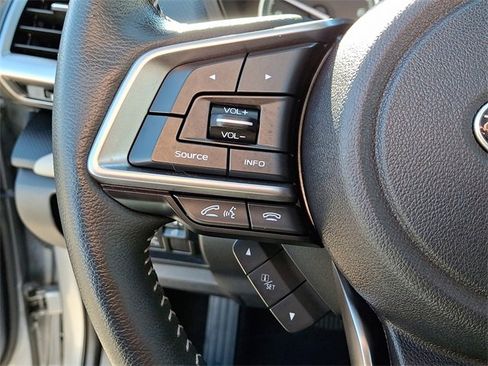 Used 2022 Subaru Forester Limited image 23