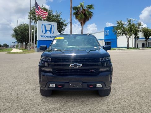 Used 2020 Chevrolet Silverado 1500 LT Trail Boss AWD/4WD image 2