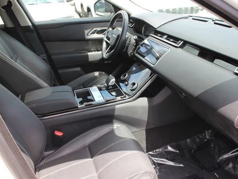 Used 2022 Land Rover Range Rover Velar S AWD/4WD image 32