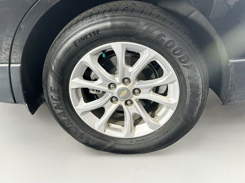 Used 2021 Chevrolet Equinox LT image 11