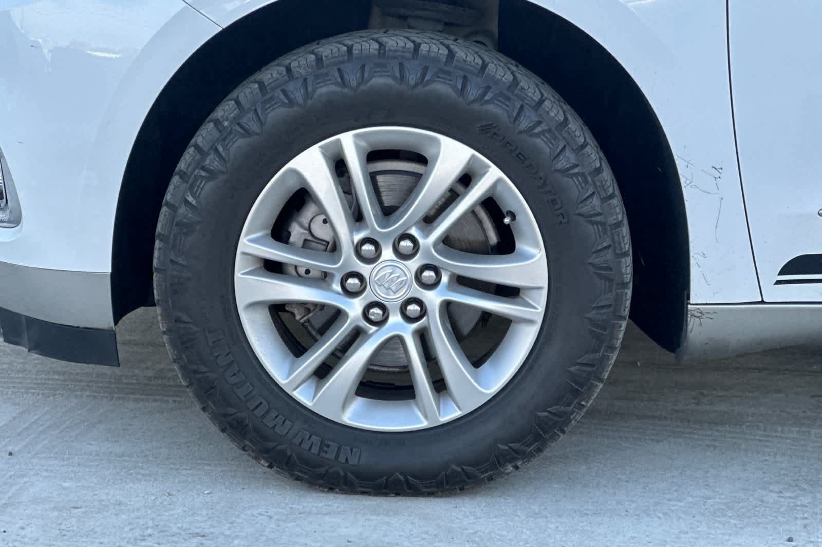 Used 2021 Buick Enclave Essence FWD image 12