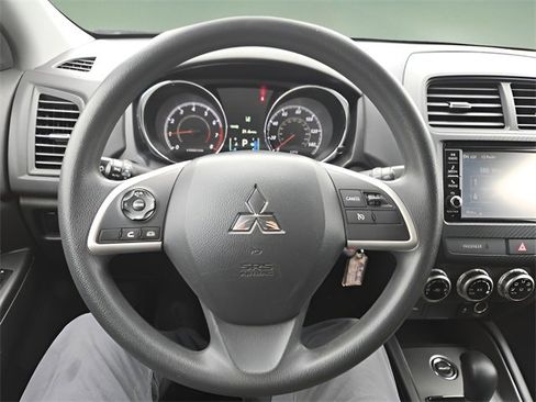 Used 2023 Mitsubishi Outlander Sport ES image 13
