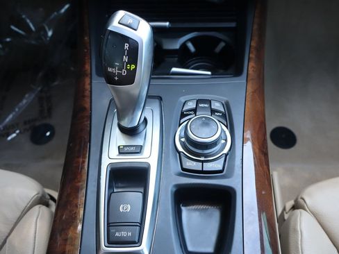 Used 2013 BMW X5 xDrive50i AWD/4WD image 37