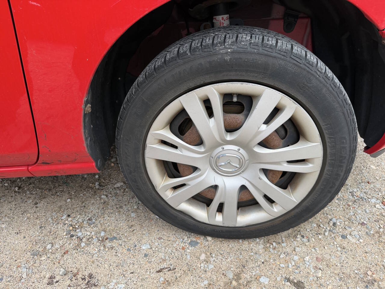 Used 2013 MAZDA MAZDA2 Sport FWD image 12