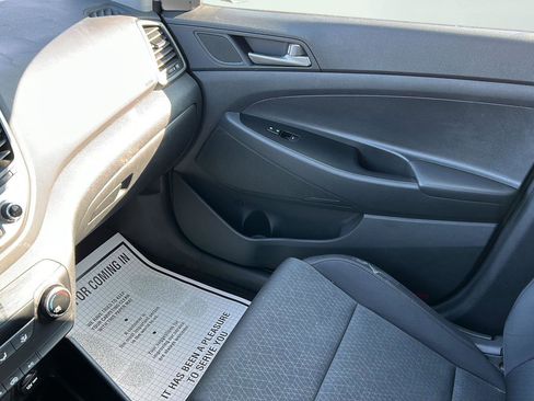 Used 2018 Hyundai Tucson SE image 22