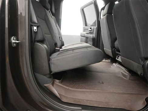 Used 2020 Chevrolet Silverado 2500 Custom w/ Custom Value Package image 15