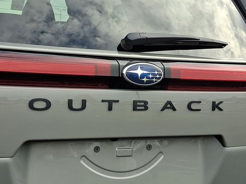 New 2026 Subaru Outback Limited AWD/4WD image 5