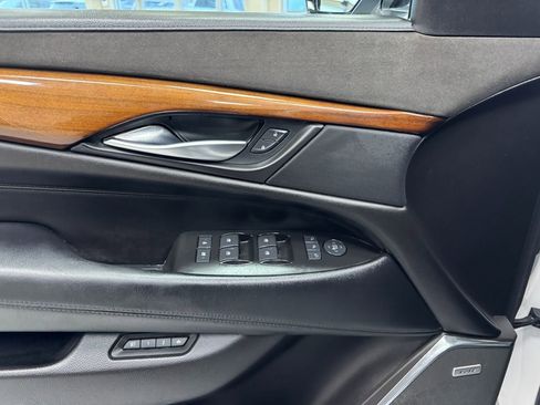 Used 2017 Cadillac Escalade Premium Luxury image 11