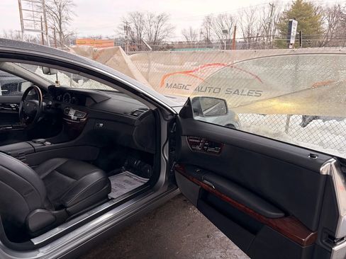 Used 2010 Mercedes-Benz CL 550 4MATIC image 61
