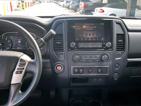 Used 2024 Nissan Titan SV image 6