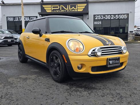 Used 2009 MINI Cooper Hardtop image 4