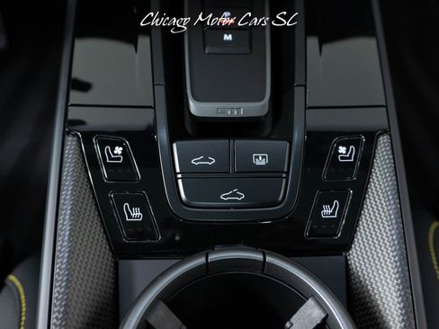 Used 2026 Porsche 911 GTS image 28