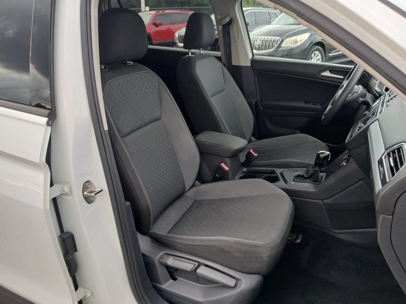 Used 2021 Volkswagen Tiguan S FWD image 32