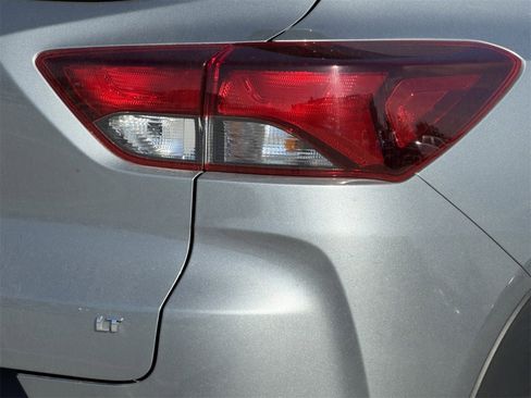 Used 2023 Chevrolet TrailBlazer LT image 7