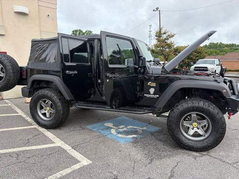 Used 2012 Jeep Wrangler Unlimited Sport AWD/4WD image 52