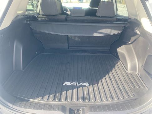 Used 2024 Toyota RAV4 LE image 29