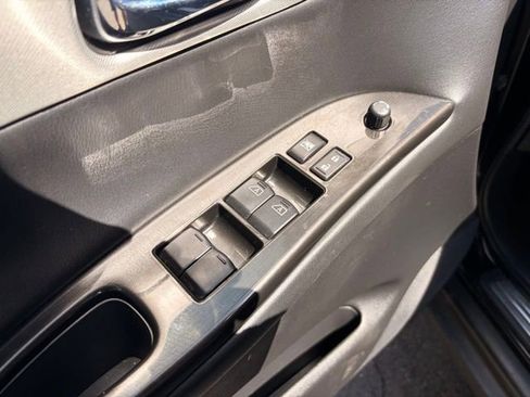 Used 2017 INFINITI QX50 AWD image 18