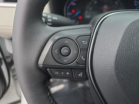 Used 2024 Toyota RAV4 XLE w/ Convenience Package image 16
