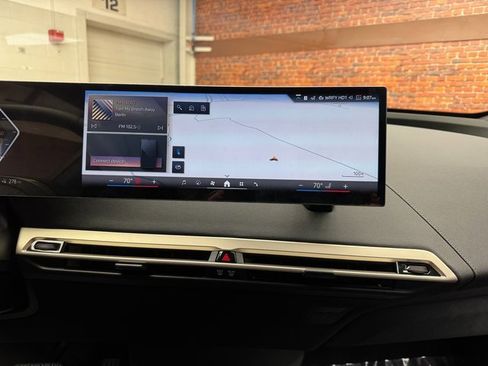 New 2026 BMW iX xDrive45 image 18