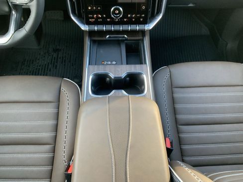 New 2026 GMC Acadia Denali Ultimate w/ LPO, Floor Liner Package image 52