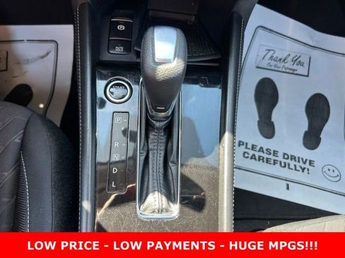 Used 2023 Nissan Kicks SV FWD image 23