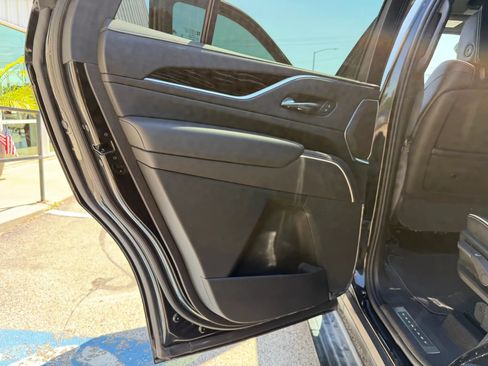 Used 2021 Cadillac Escalade Sport w/ Driver Assist Tech Package AWD/4WD image 36