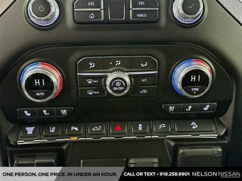 Used 2020 GMC Sierra 3500 Denali w/ Denali Ultimate Package image 16