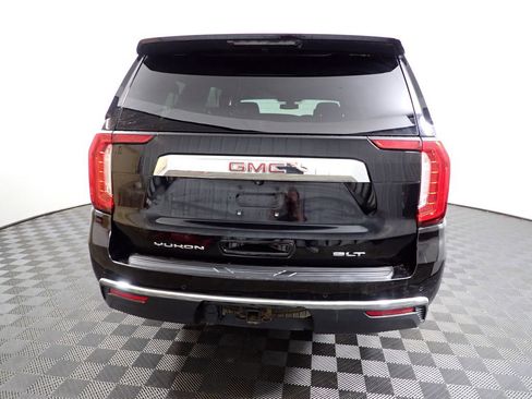 Used 2021 GMC Yukon XL SLT AWD/4WD image 15