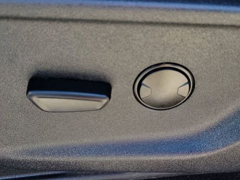 Used 2024 Ford F150 XLT w/ Mobile Office Package image 20