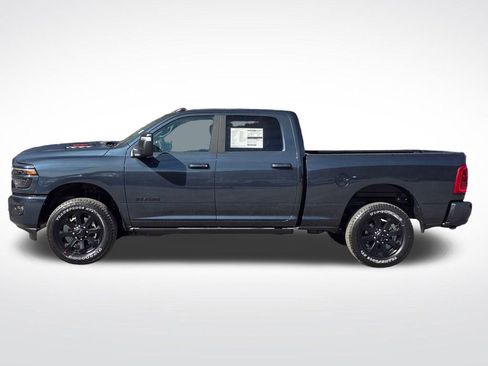 New 2026 RAM 2500 Laramie AWD/4WD image 17