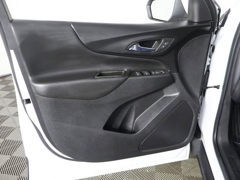Used 2022 Chevrolet Equinox LT AWD/4WD image 21