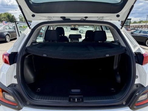 Used 2018 Hyundai Kona SE AWD/4WD image 13