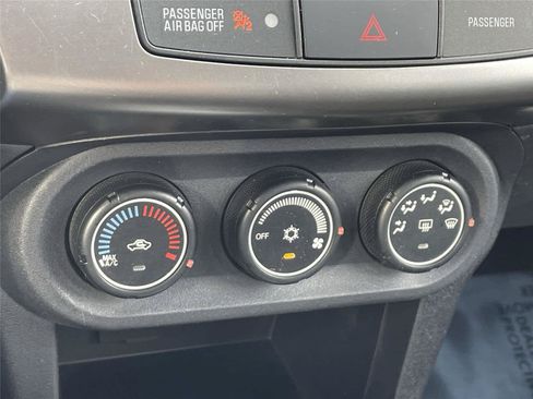 Used 2013 Mitsubishi Lancer SE AWD/4WD image 20