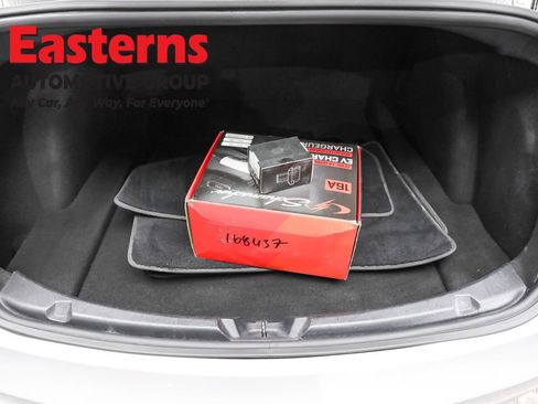 Used 2018 Tesla Model 3 Long Range image 9