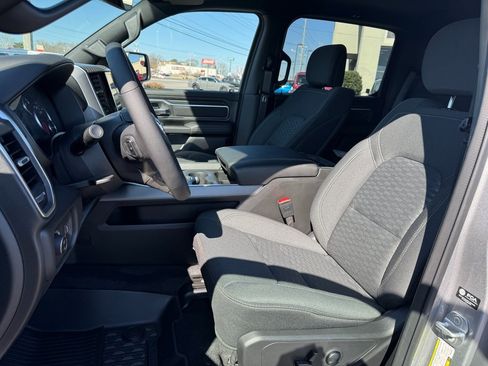 New 2025 RAM 1500 Big Horn image 32