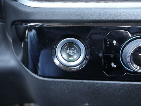 Used 2022 Chevrolet Silverado 1500 LT image 30