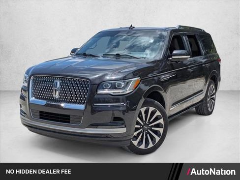 Used 2024 Lincoln Navigator Reserve AWD/4WD image 1
