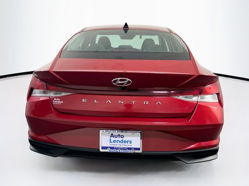 Used 2023 Hyundai Elantra SEL w/ Convenience Package FWD image 6