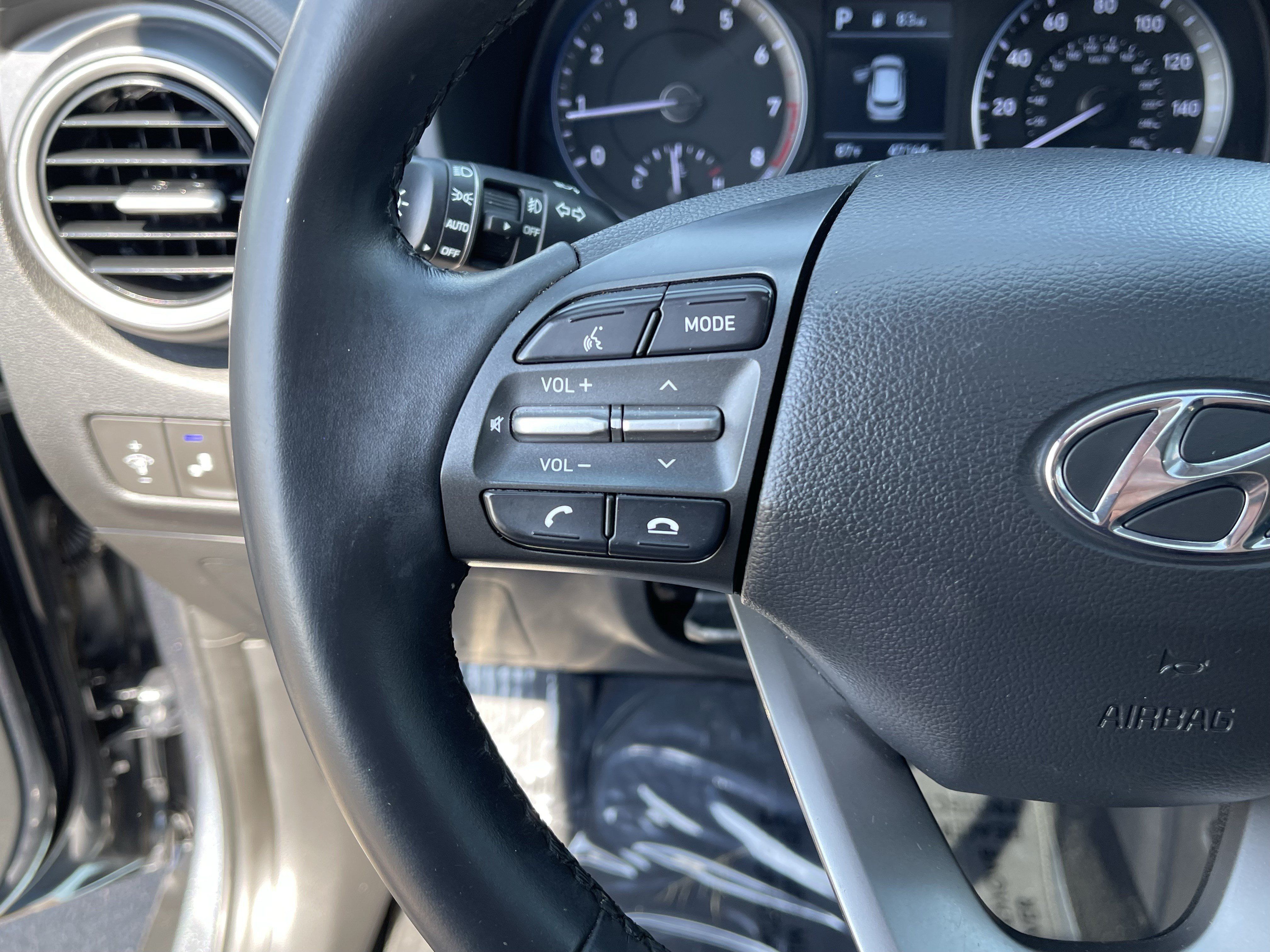 Used 2019 Hyundai Kona Limited FWD image 23