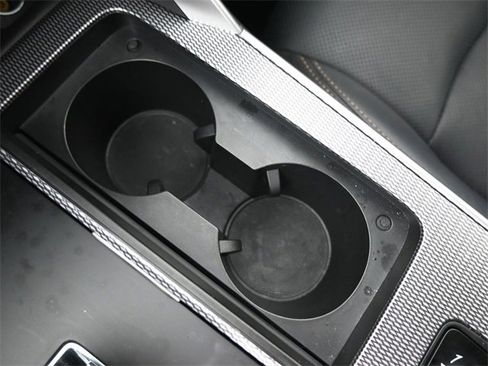 Used 2025 MAZDA CX-90 3.3 Turbo w/ Preferred Package image 9