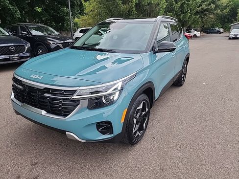 Used 2025 Kia Seltos S AWD/4WD image 1