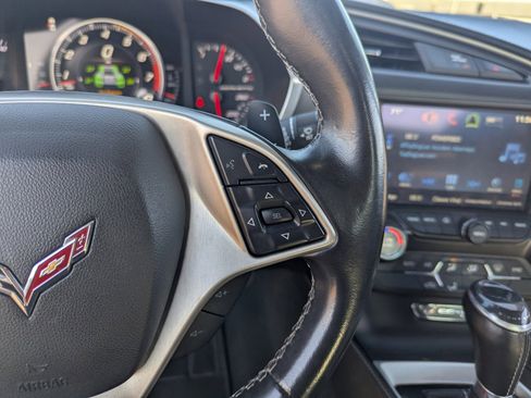 Certified 2017 Chevrolet Corvette Stingray Coupe w/ 1LT image 28